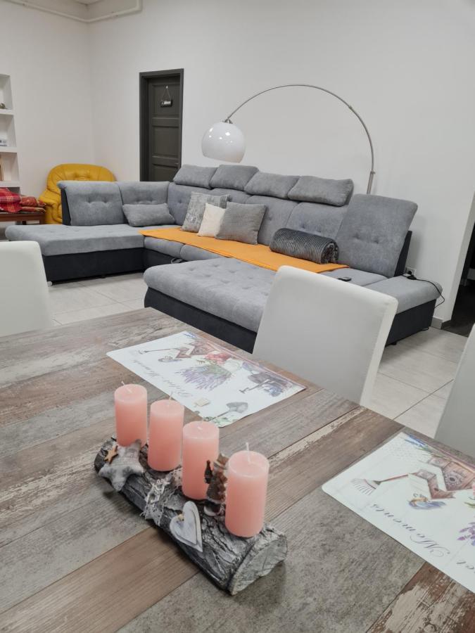 דברצן Silver Dream Apartmanhaz מראה חיצוני תמונה