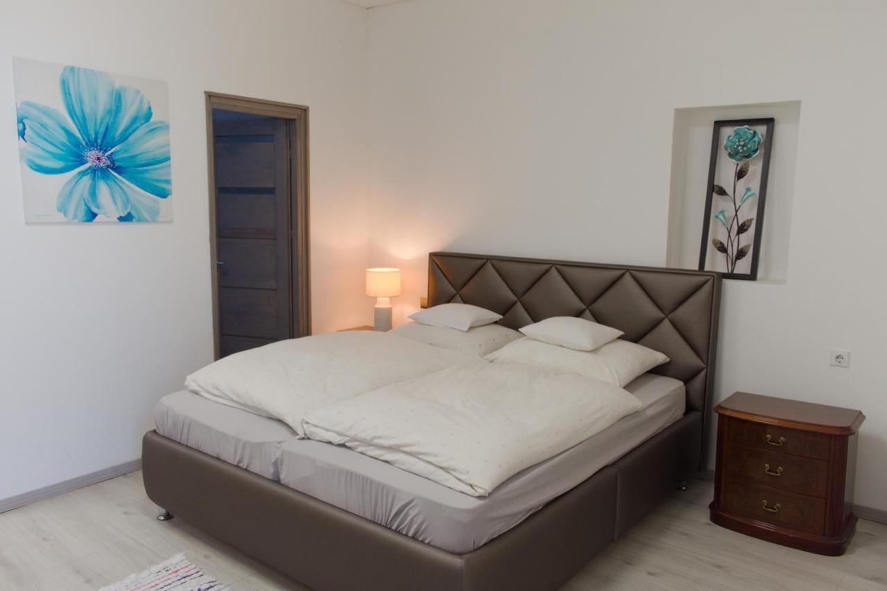 דברצן Silver Dream Apartmanhaz מראה חיצוני תמונה