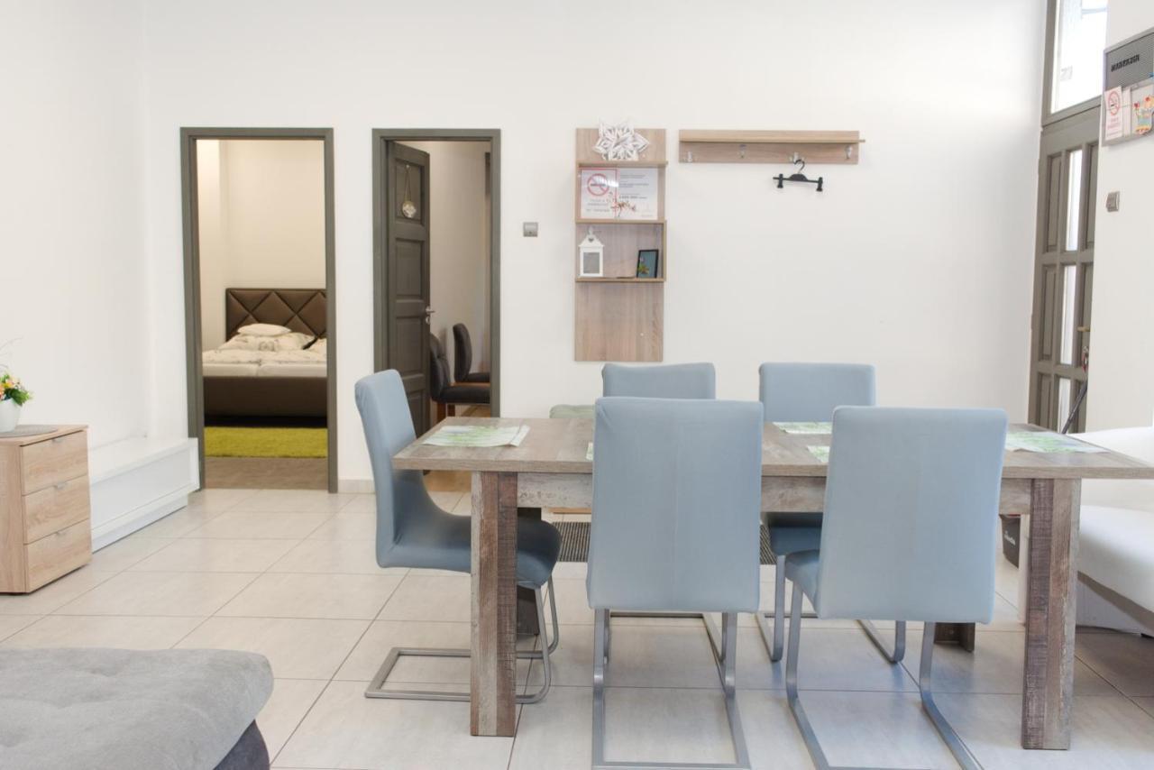 דברצן Silver Dream Apartmanhaz מראה חיצוני תמונה